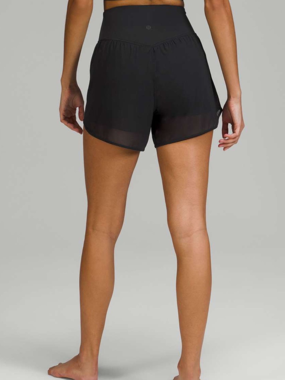 🍋 lululemon athletica Nulu Black High-Rise Mesh Athletic Shorts Size 10 Like New - Picture 3 of 10